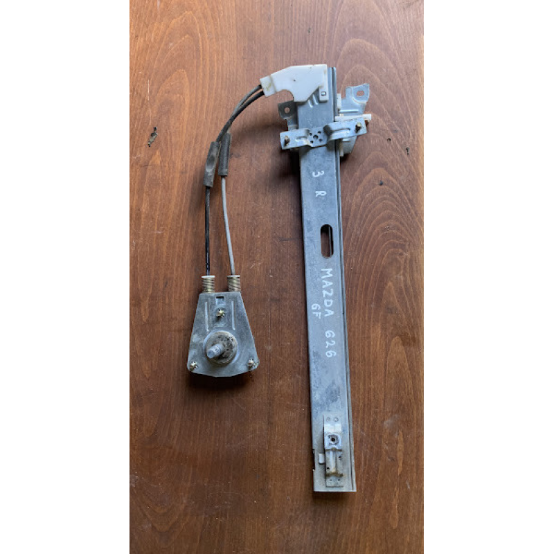 Механізм склопідіймача Mazda 626 GF задній правий Механізм склопідіймача Mazda 626 GF задній правий