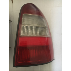 Задній правий ліхтар Opel Vectra B Універсал