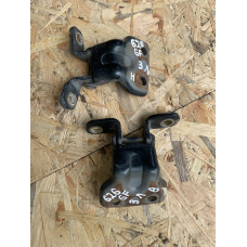 Петлі дверей Mazda 626 GF