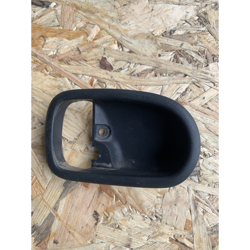 Накладка дверей Mazda 626 GF Накладка дверей Mazda 626 GF