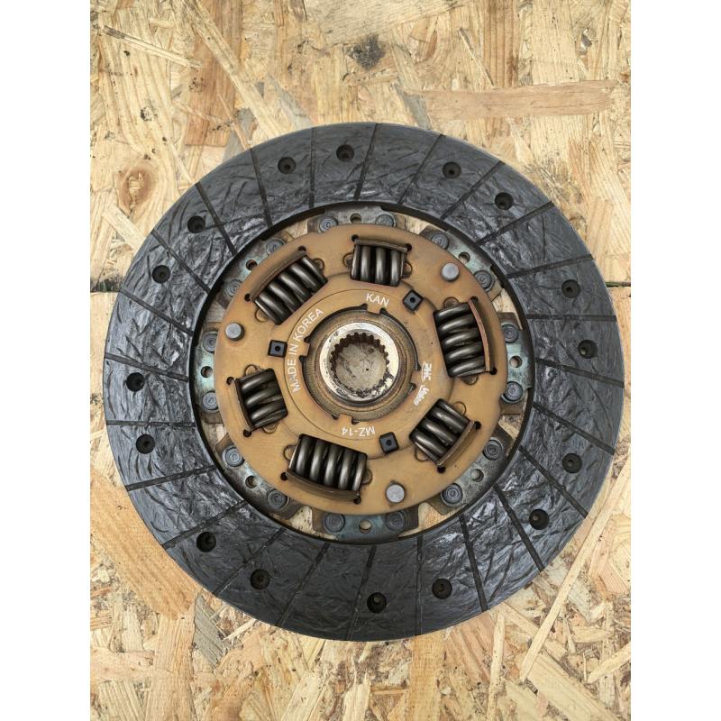 Диск зчеплення Mazda 626 GF 1.8 бензин LUK