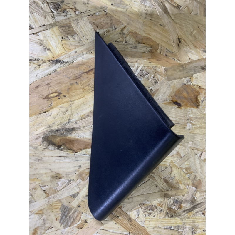 Кришка / накладка дзеркала внутрішня Mazda 626 GF ліва