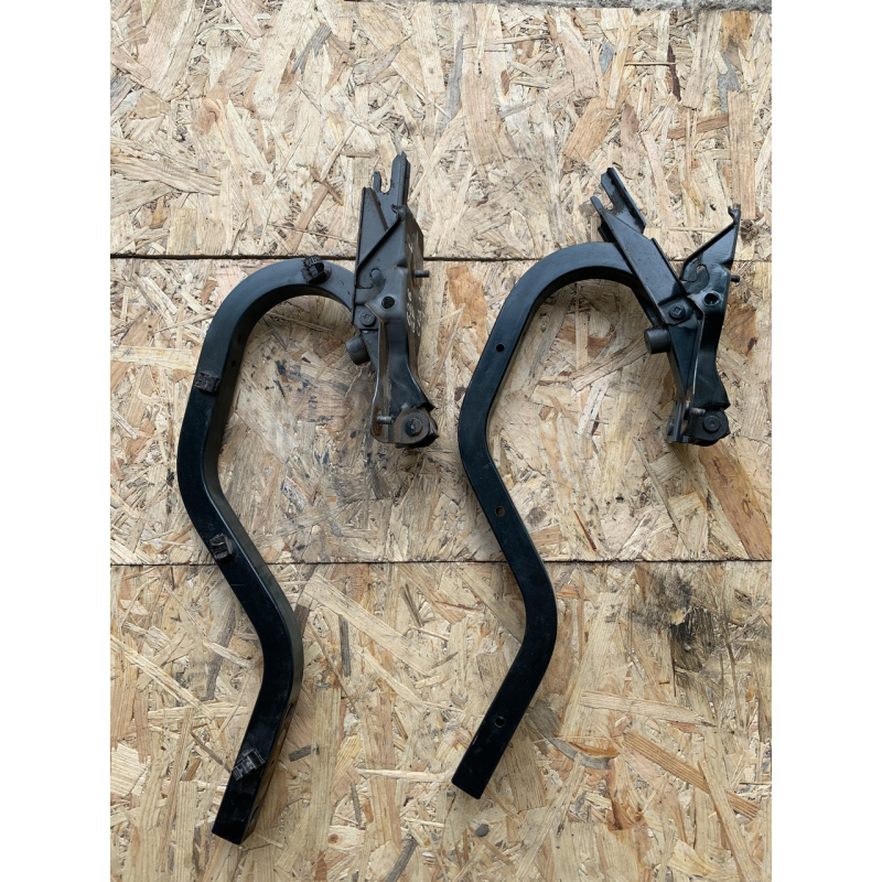 Петля багажника Mazda 626 GF Седан