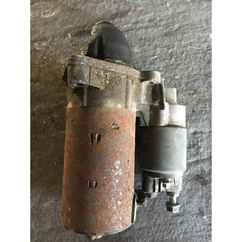 Стартер BMW 520i E39