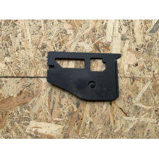 Накладка / пластик тунелю ліва Mazda 626 GF GE4T686G4