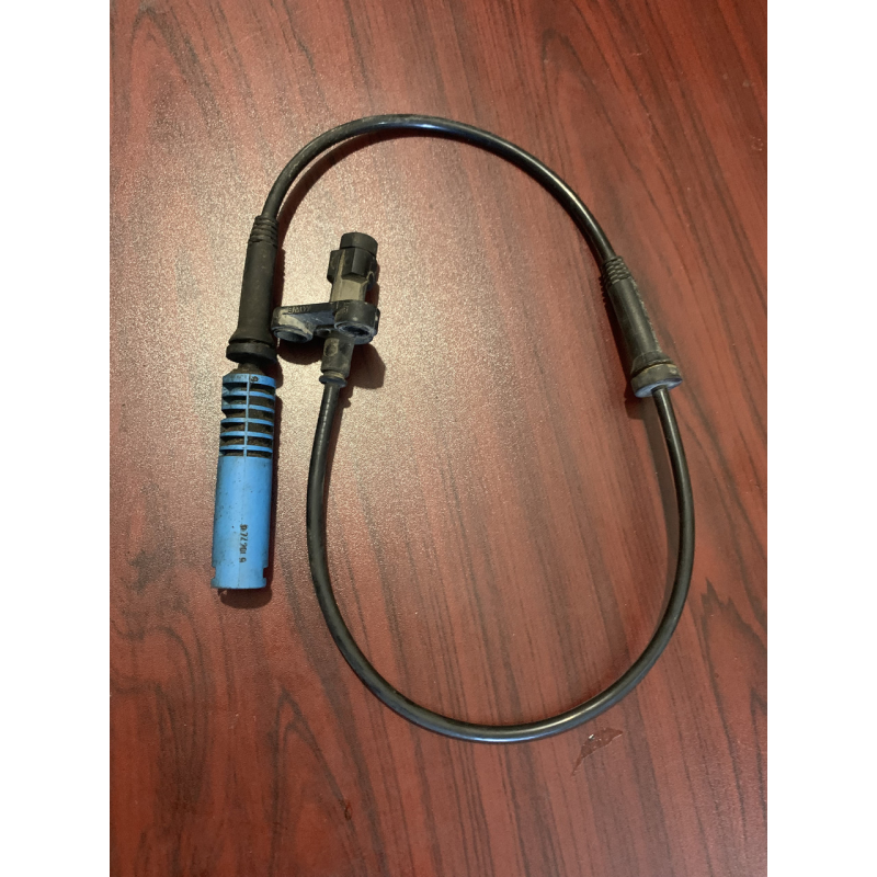 Датчик ABS BMW E39 передній лівий Siemens 34526756375