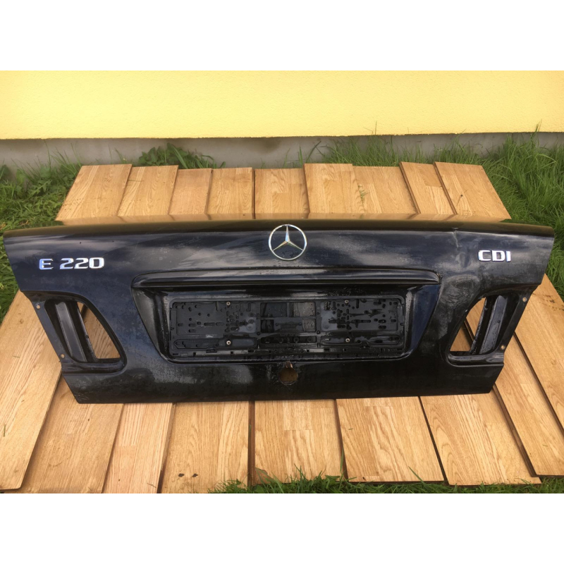 Кришка багажника Mercedes E Class W210 Седан