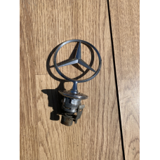 Значок приціл емблема Mercedes