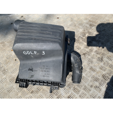 Корпус повітряного фільтра Volkswagen  Golf 3 1H0129620