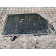 Скло дверей передніх ліве Ваз 2105