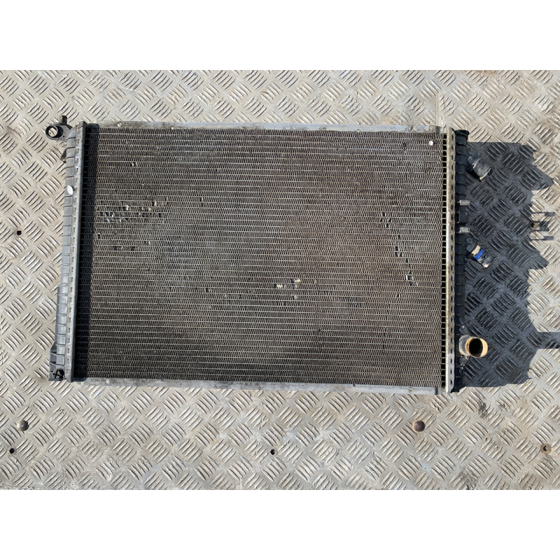 Радіатор охолодження Renault Laguna 1 7700821916 Радіатор охолодження Renault Laguna 1 7700821916
