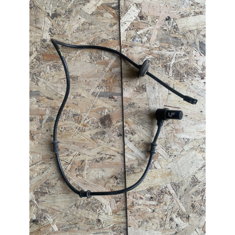 Датчик ABS задній лівий Mercedes W210 A2105400617