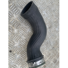 Патрубок інтеркулера гумовий лівий Mercedes W210 2.2 CDI A2105285482