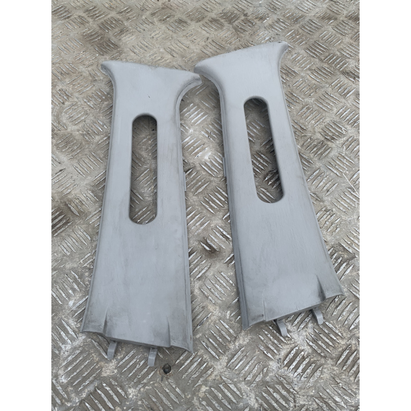 Накладка стійки середньої верхня Mazda 626 GF