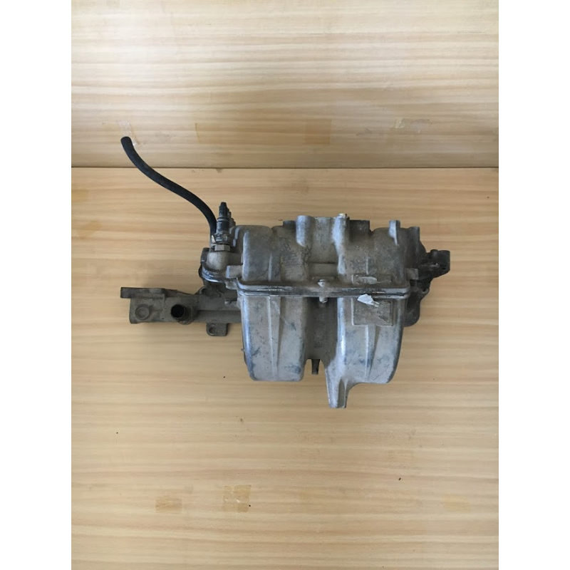 Впускний колектор Opel Vectra B