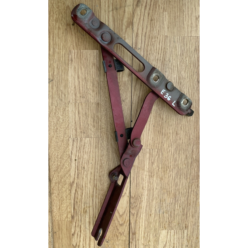 Петля кришки багажника ліва BMW 3-Series E36 седан