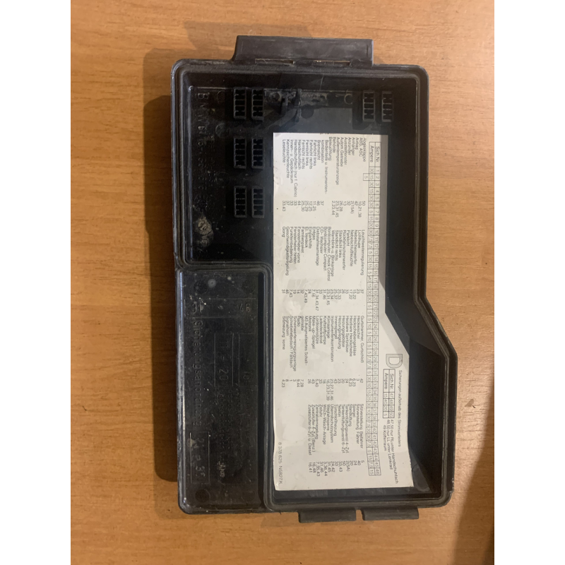 Кришка блоку запобіжників BMW E36