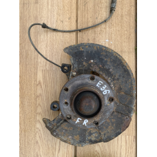 Цапфа / поворотний кулак правий BMW 3-Series E36