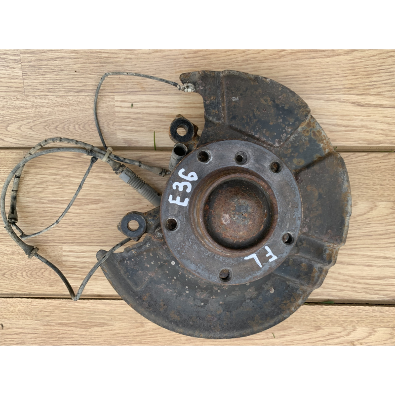 Цапфа / поворотний кулак лівий Bmw 3-Series E36 Цапфа / поворотний кулак лівий Bmw 3-Series E36