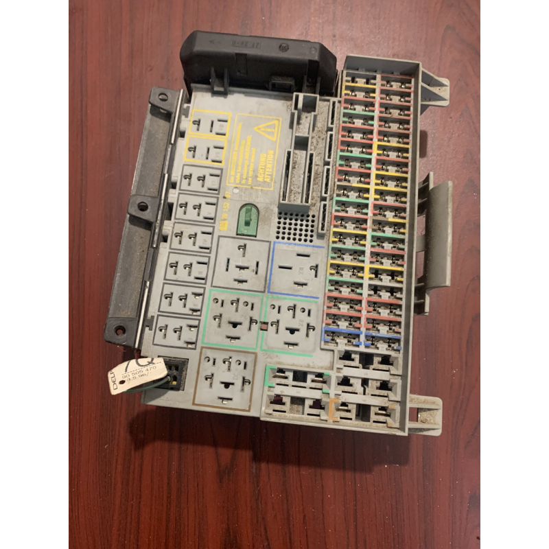 Блок запобіжників Opel Vectra B GM 09152787