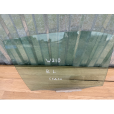 Скло дверей заднє ліве Mercedes W210 седан