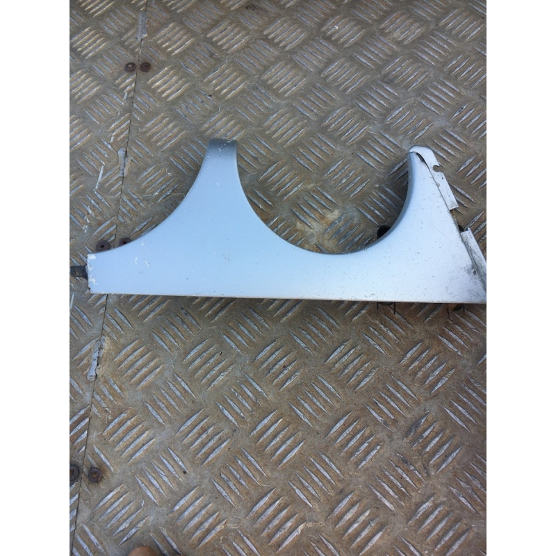 Mercedes молдінг, вія, рама (накладка правої фари)  2108200212