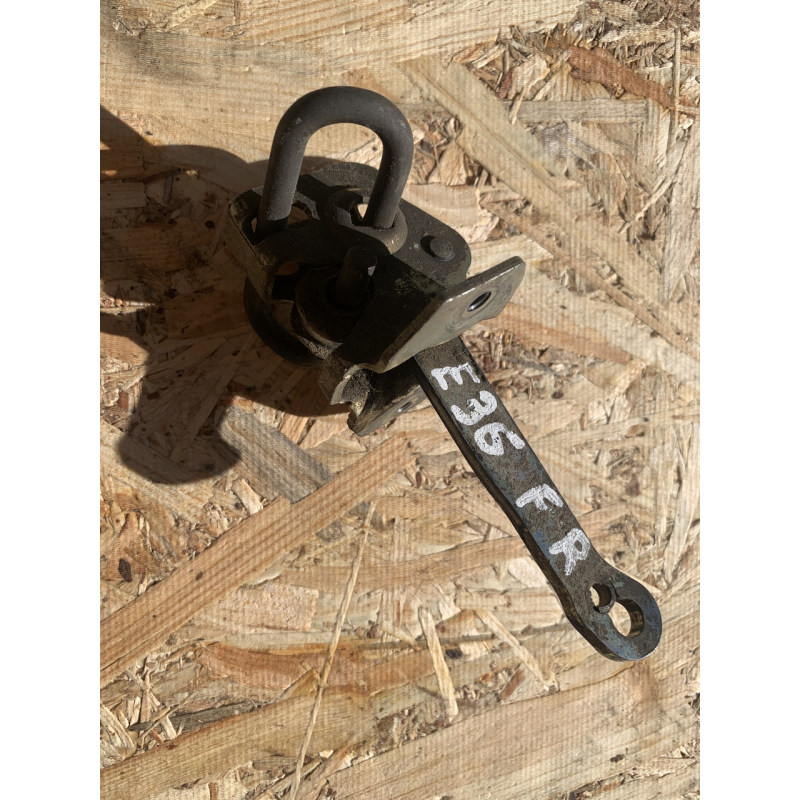 Обмежувач дверей передній правий Bmw E36