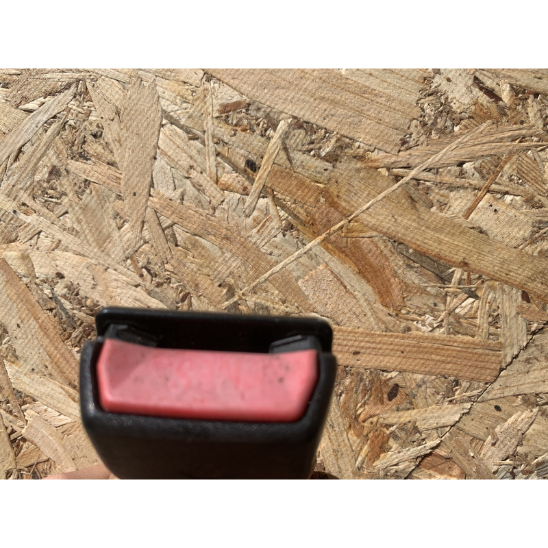 Фіксатор ремня безпеки Bmw E36 задній лівий Фіксатор ремня безпеки Bmw E36 задній лівий