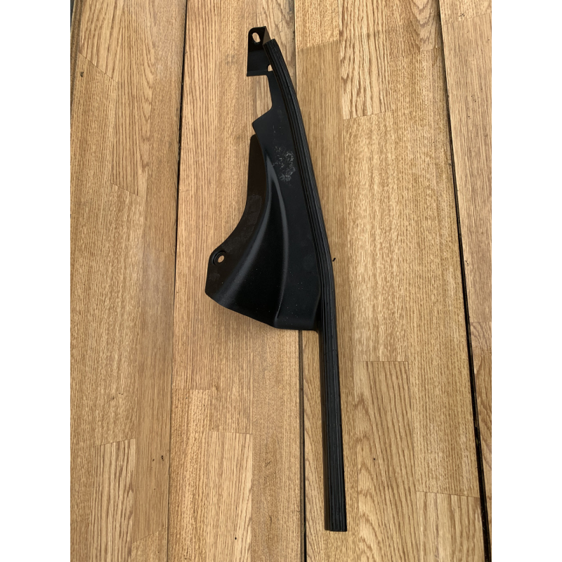 Накладка порогу заднього лівого BMW 3 Series E36 81222395147