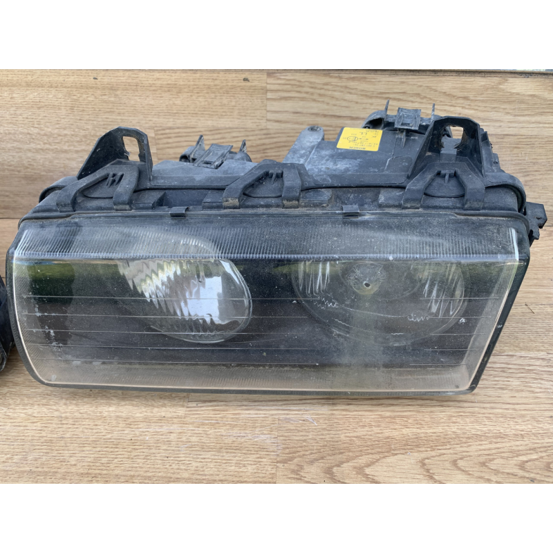 Фара ліва BMW 3 E36 Фара ліва BMW 3 E36