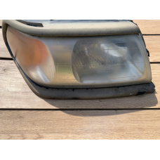 Фара права Mitsubishi Pajero Sport 10087415