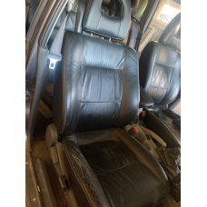 Сидіння переднє праве Mitsubishi Pajero Sport
