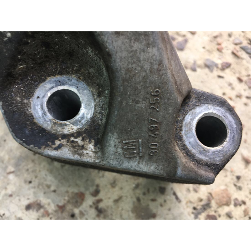 Подушка мотора Опель повіктра б 90498428