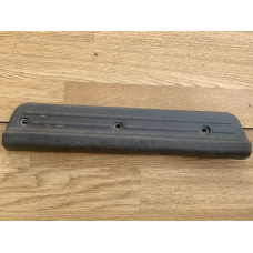 Накладка порогу задня ліва Mitsubishi Pajero Sport MR227579