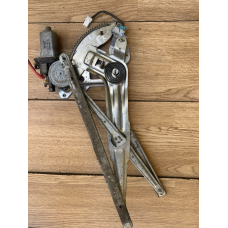 Склопідйомник передній правий Mitsubishi Pajero Sport 5713A020