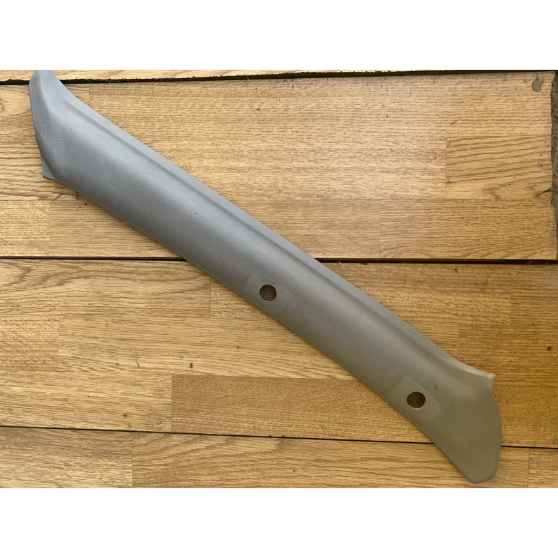 Накладка стійки передньої правої Mitsubishi Pajero Sport MR 417238