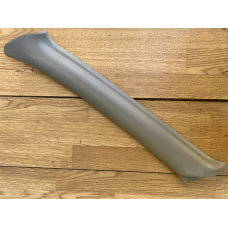 Накладка стійки передньої ліва Mitsubishi Pajero Sport MR417237