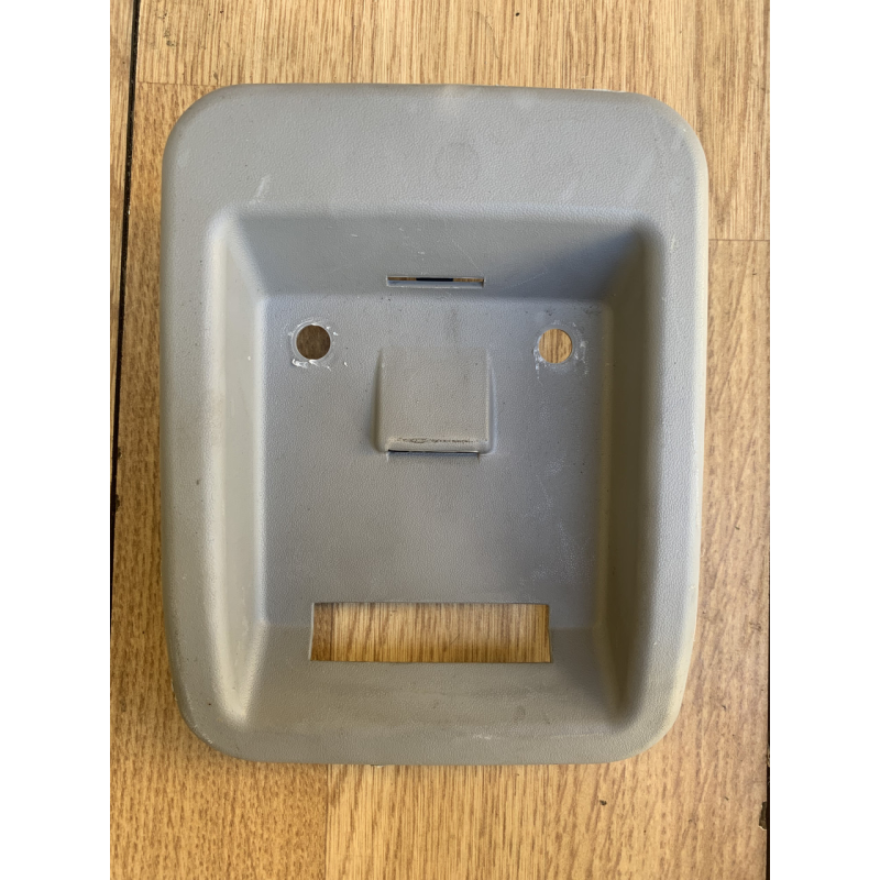 Накладка ремня безпеки задня Mitsubishi Pajero Sport 7003A002ZZ