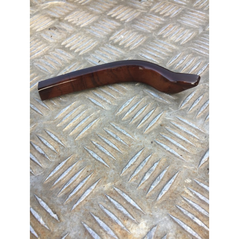 Накладка дерев“яна в торпеду коротка для Mercedes W210 Накладка дерев“яна в торпеду коротка для Mercedes W210