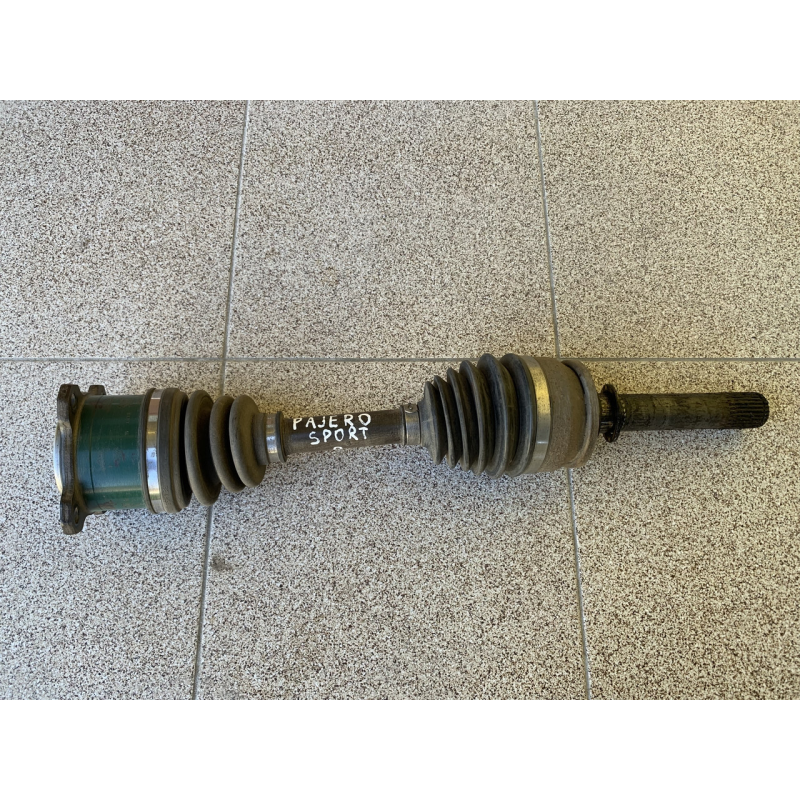 Піввісь права Mitsubishi Pajero Sport