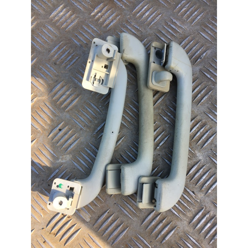 Ручка стелі Mercedes E Class W210 2088100151 Ручка стелі Mercedes E Class W210 2088100151