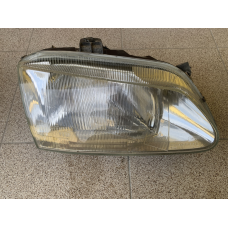 Фара права Renault Scenic 1