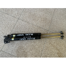 Амортизатор кришки багажника Mitsubishi Pajero Sport 1