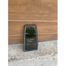 Скло заднє ліве глухе Mitsubishi Pajero Sport