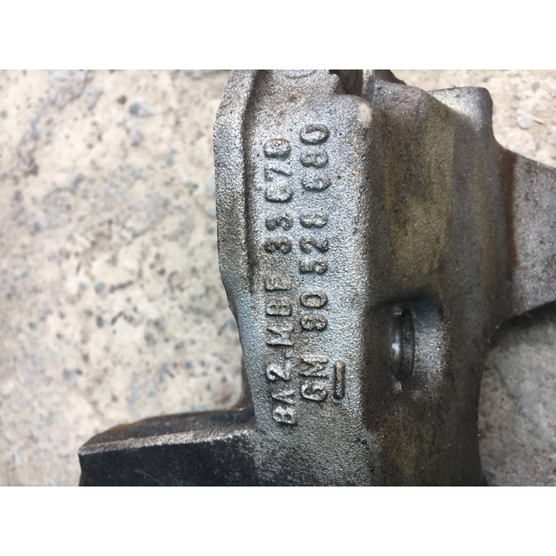 Кронштейн Опель повіктра б 90528680