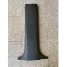 Накладка стійки центральної нижня Mitsubishi Pajero Sport MR532783 MR227574