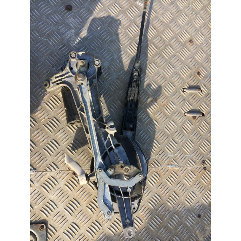 Моторчик склоочисника Трапеція двірників 2108201542 Mercedes E-Class W210 Моторчик склоочисника Трапеція двірників 2108201542 Mercedes E-Class W210