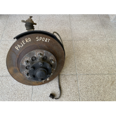 Цапфа поворотний кулак в зборі Mitsubishi Pajero Sport права