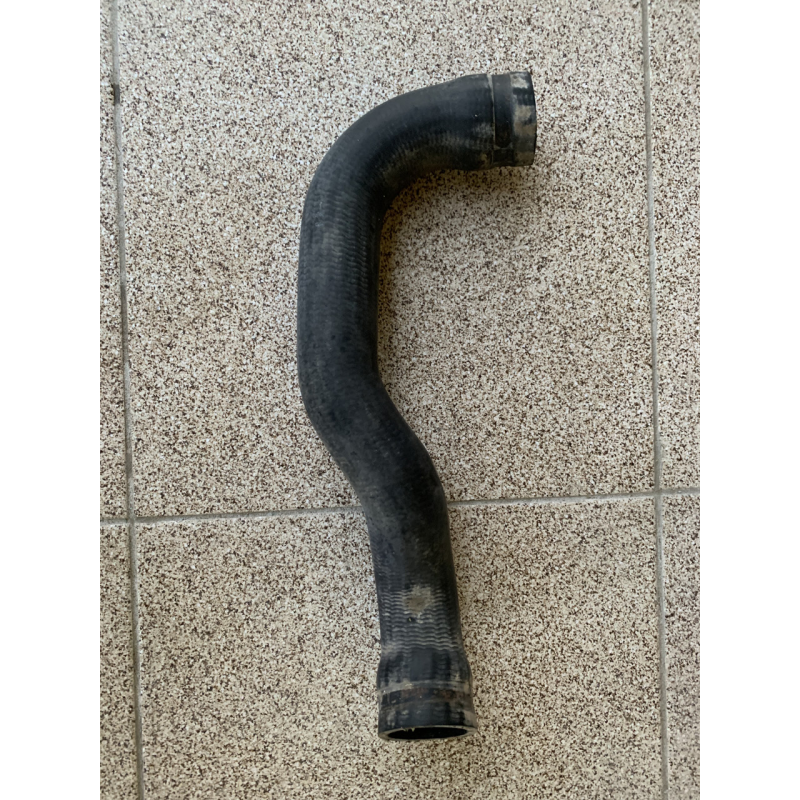 Патрубок / шланг радіатора охолодження Bmw E36 нижній