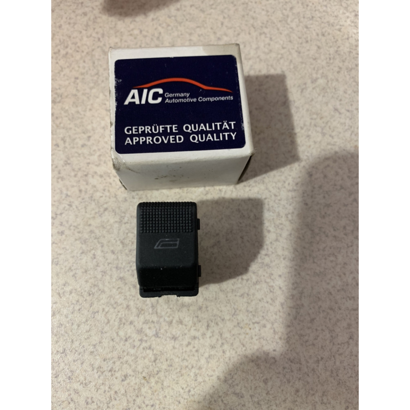 Кнопка склопідіймача Volkswagen Polo 99-01 51879537